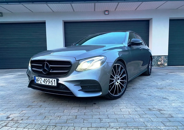 Mercedes-Benz Klasa E cena 125000 przebieg: 257453, rok produkcji 2018 z Przasnysz małe 352